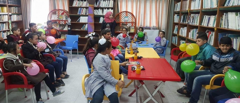 Conducting the Sessions of Parents and Children Related to "Toward Secure and Fair Future for Women in the Gaza Strip" Project