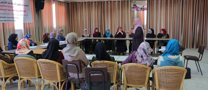 بالتعاون مع اتحاد الكنائس تنفيذ عدة ورش توعويه