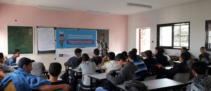 اليوم الخامس والسادس من ورش توعيه طلاب الصف العاشر الثانوي ضمن المدارس الحكومية