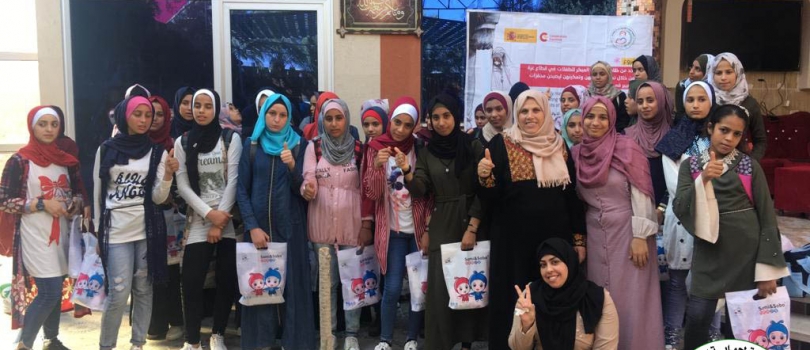 "عايشة" تنفذ رحلات ترفيهية للفتيات ضمن مشروع " الزواج المبكر للفتيات في قطاع غزة "