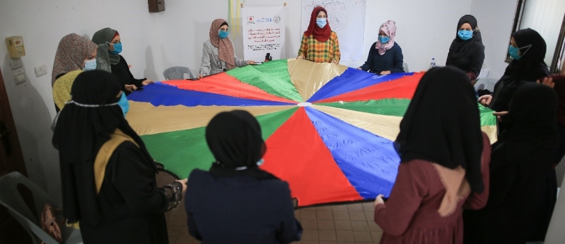 Closing of group psycho-social session on GMR project