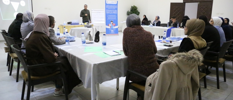 جمعية عايشة تختتم دورتها التدريبية في مجال الضغط والمناصرة